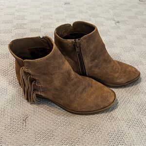 GB Girls (Gianni Bini) Brown Leather Fringe Booties Kids 3M